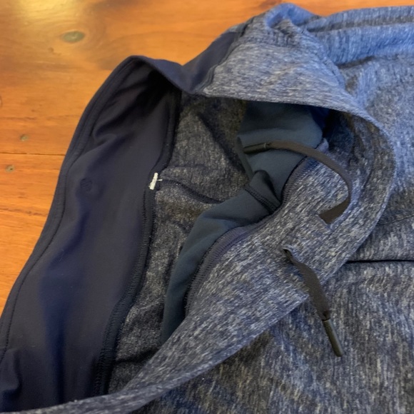 Lululemon sweatpants - Picture 3 of 9